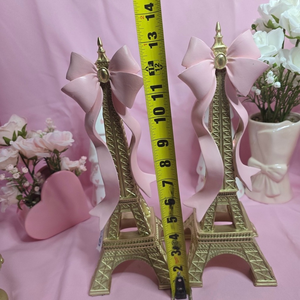 New Beautiful Eiffel Tower with Light Pink Bow - Picture 4 of 4